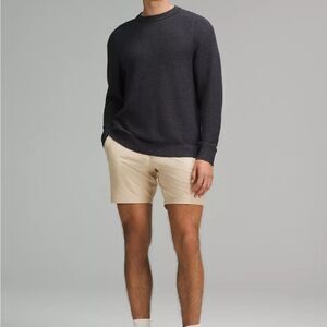 NWOT Lukulemon Mens Commission Classic-Fit Short 7" Warpstreme Khaki Shorts 36